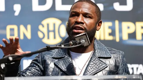 Floyd Mayweather destruyó a Ryan Garcia.