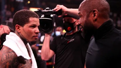 Davis abandona el Título Mundial AMB Súper Ligero.