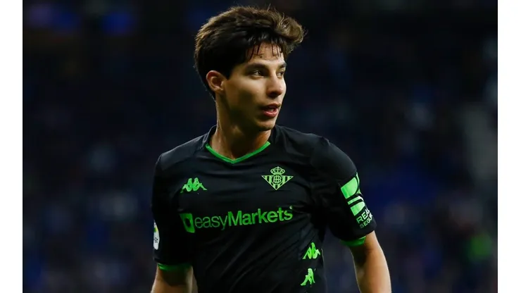 El mexicano volvió a marcar con Betis