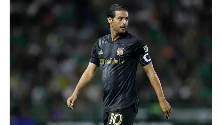 Carlos Vela seguirá jugando en la Major League Soccer