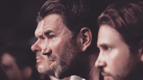 Eddie Hearn acelera para que Oscar De La Hoya no le robe a George Kambosos