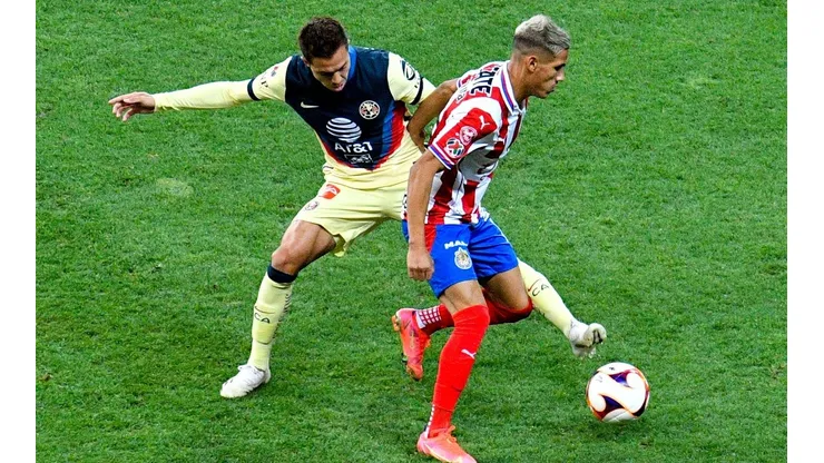 Ambos jugadores estarían en negociaciones para un intercambio de club