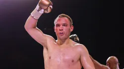 Chávez Jr dice saber cómo volver a pelear con Canelo Álvarez.