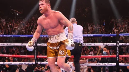 Devin Haney defendió a Canelo Álvarez.