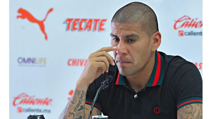 El legendario jugador reveló que no aprovechan los futbolistas del Rebaño lo que el equipo les da