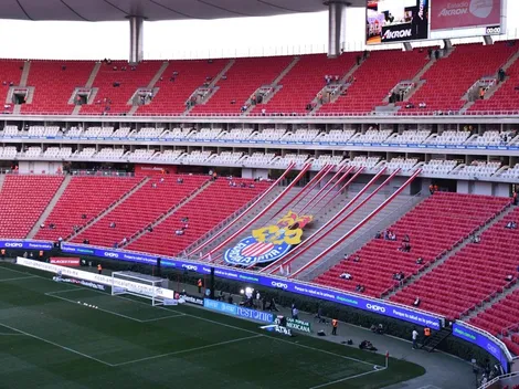 Chivas pide ayuda para encontrar a pequeño aficionado que hizo su propio estadio Akron