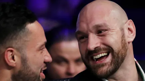 Regresa Tyson Fury y Frank Warren ya le puso fecha
