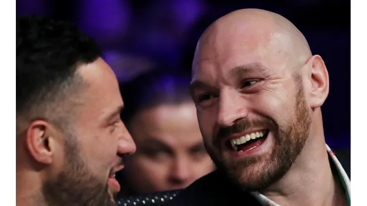 Regresa Tyson Fury y Frank Warren ya le puso fecha