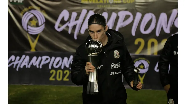 Marcelo Flores, campeón y mejor jugador de la Revelations Cup.