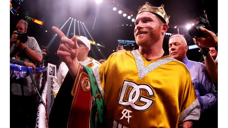Crawford dice que Canelo Álvarez es el mejor libra por libra.
