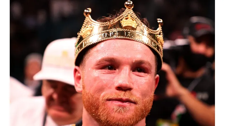 Canelo Álvarez dijo que sube a 200 libras porque él hace lo que quiere.