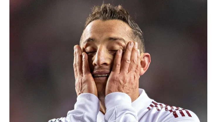 Andrés Guardado lamenta la derrota en Canadá.
