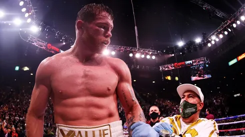 En Golden Boy creen que Canelo Álvarez puede pelear en peso crucero