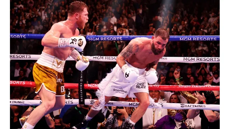 Caleb Plant recibió elogios del equipo de Canelo Álvarez