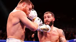 La curiosa conversación que mantuvieron Canelo Álvarez y Caleb Plant en plena pelea