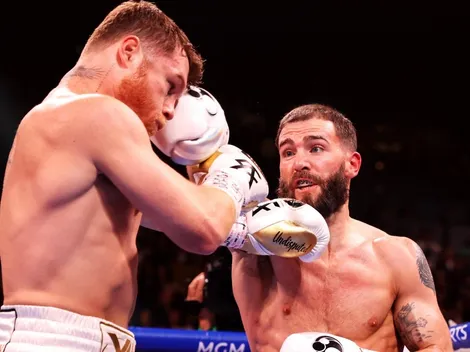 La curiosa conversación que mantuvieron Canelo Álvarez y Caleb Plant en plena pelea