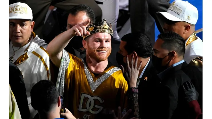 Un boxeador avisó que se retira si Canelo Álvarez no le concede una pelea