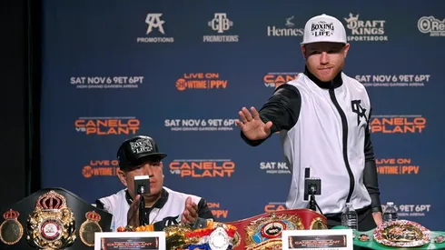 Pesaje de Canelo Álvarez vs. Caleb Plant. (Getty Images)