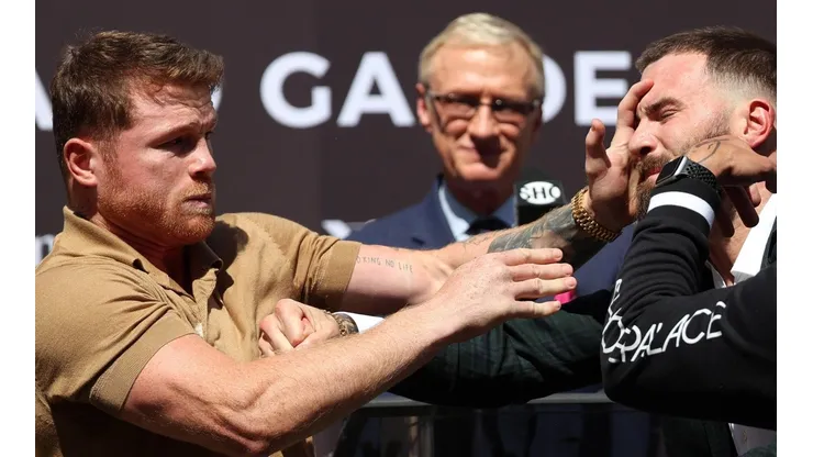 Caleb Plant volvió a meter a la madre de Canelo Álvarez.