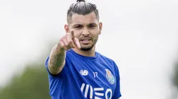 El mexicano apenas ha comenzado como titular en un sólo partido