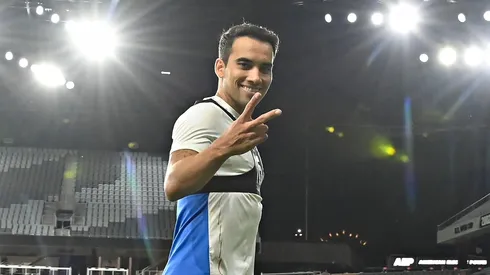 El mexicano también disfruta del golf