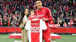 El mexicano renovó hasta 2025 con el Ajax