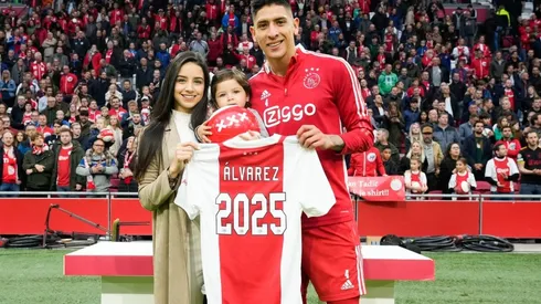 El mexicano renovó hasta 2025 con el Ajax