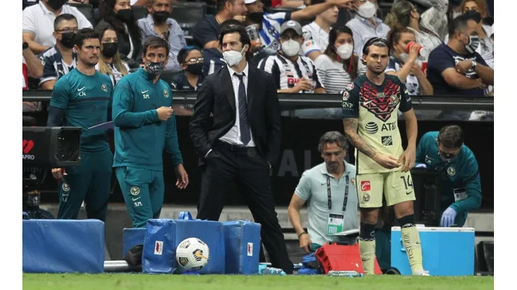 Santiago Solari, una eliminación en Liga MX y una final perdida de Concacaf con América.