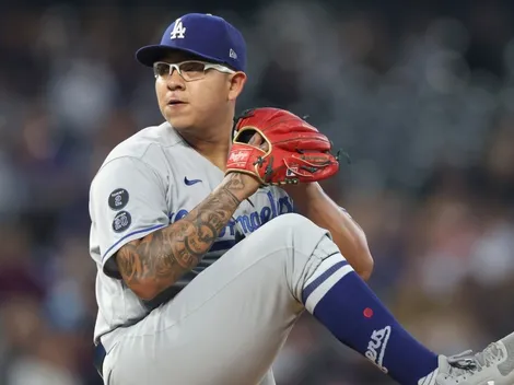 Julio Urías le arrebata premio a Memo Ochoa