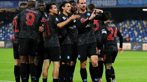 Chucky Lozano y Eljif Elmas junto a Fabián Ruiz