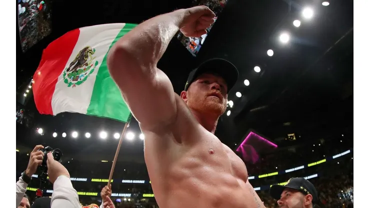 Canelo Álvarez espera verlo ganar a Checo Pérez.