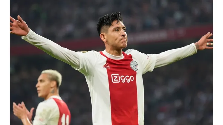 El mexicano suma 73 partidos oficiales con el Ajax hasta el momento