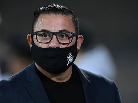 Mohamed no ocultó su deseo de dirigir a Chivas