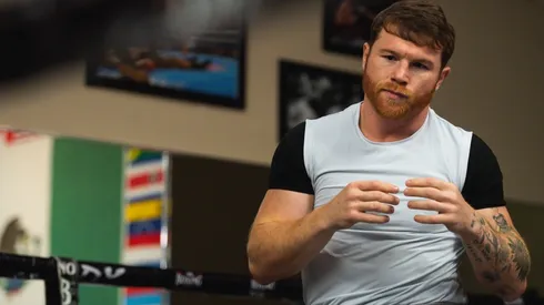 El peso que registró Canelo Álvarez a dos semanas de enfrentar a Caleb Plant
