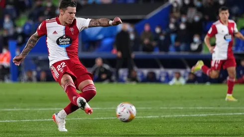 Santi Mina marcó un doblete para Celta de Vigo