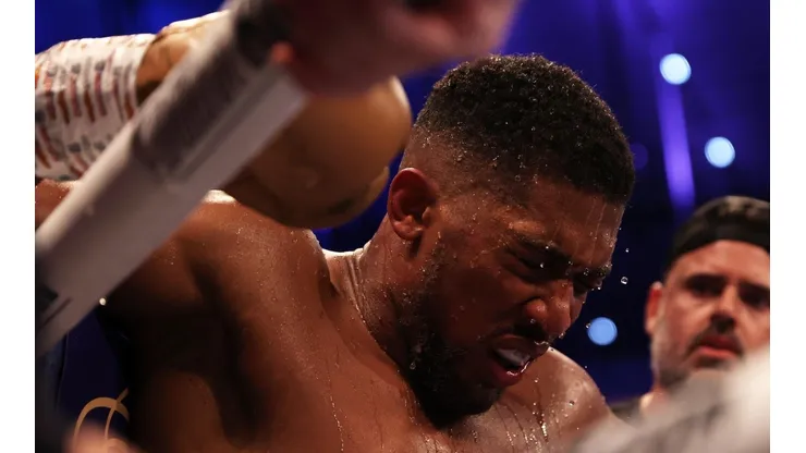 Eddie Hearn dejó muy claro quién será el entrenador de Anthony Joshua en la revancha con Usyk