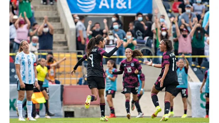 La selección mexicana femenil mantuvo su dominio en duelos directos ante Argentina.