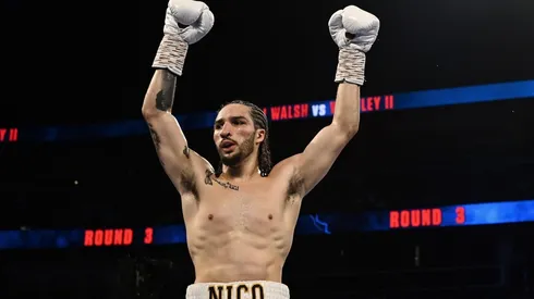 El nieto de Muhammad Ali noqueó tras tener el primer susto de su carrera profesional