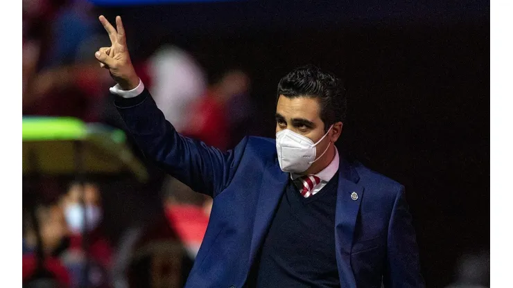 El timonel rojiblanco sigue sin convencer a la afición