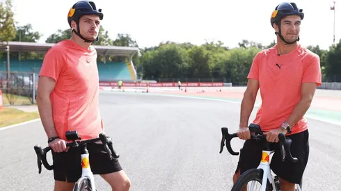 ‘Checo’ Pérez confiesa lo duro que es ser compañero de Max Verstappen