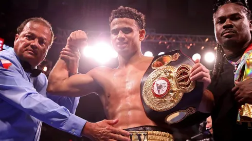 Rolando Romero aseguró pegar más duro que Gervonta Davis