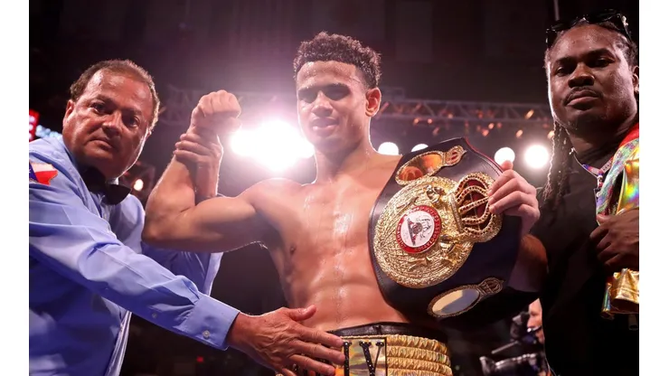 Rolando Romero aseguró pegar más duro que Gervonta Davis