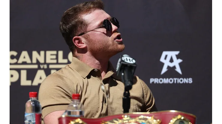 Canelo Álvarez amenazó a Caleb Plant.