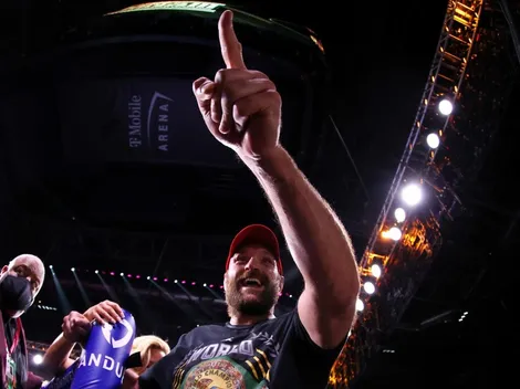 La reacción de Tyson Fury después que Wilder le negara el saludo