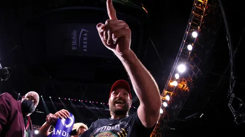 La reacción de Tyson Fury después que Wilder le negara el saludo