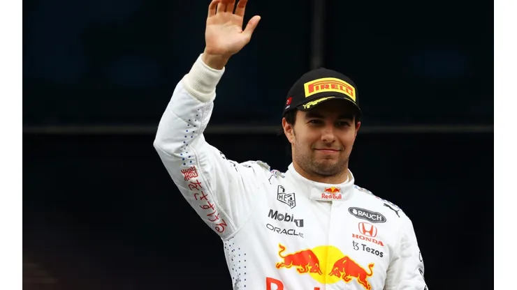 Checo cumplió su promesa