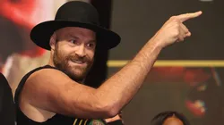 Tyson Fury acusado de elegir guantes ilegales