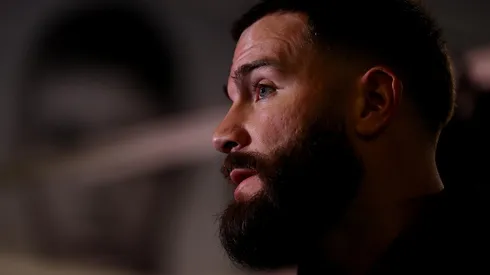 Canelo Álvarez recibió un nuevo tiro de Caleb Plant.