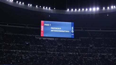 El Grito Homofóbico presente en el partido del Tri.
