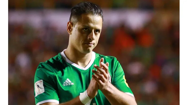 El atacante mexicano ahora se ubica como goleador del equipo